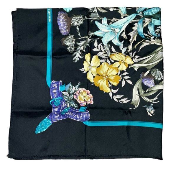 Hermes Silk Scarf Carré 90 Regina Her Majesty The Queen Black W/Box Rare - Picture 13 of 16